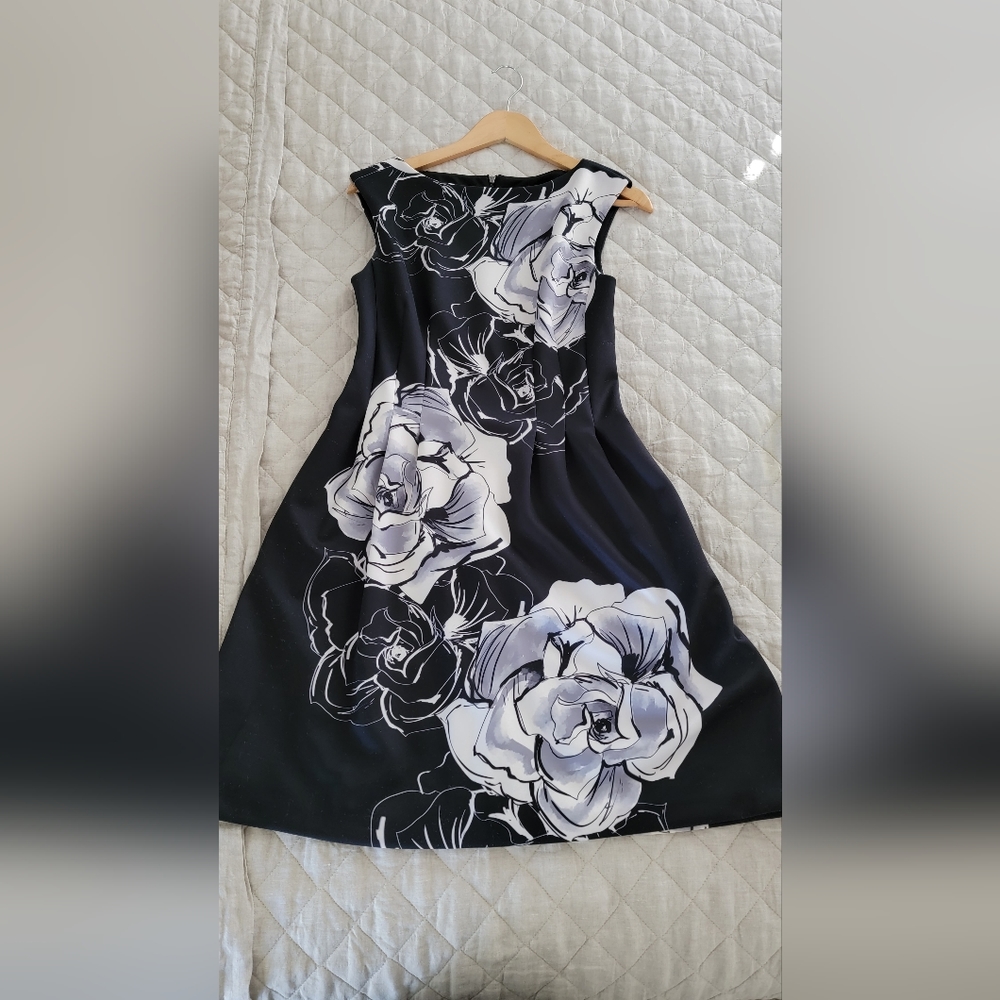 Vince Camuto Sleeveless Dress